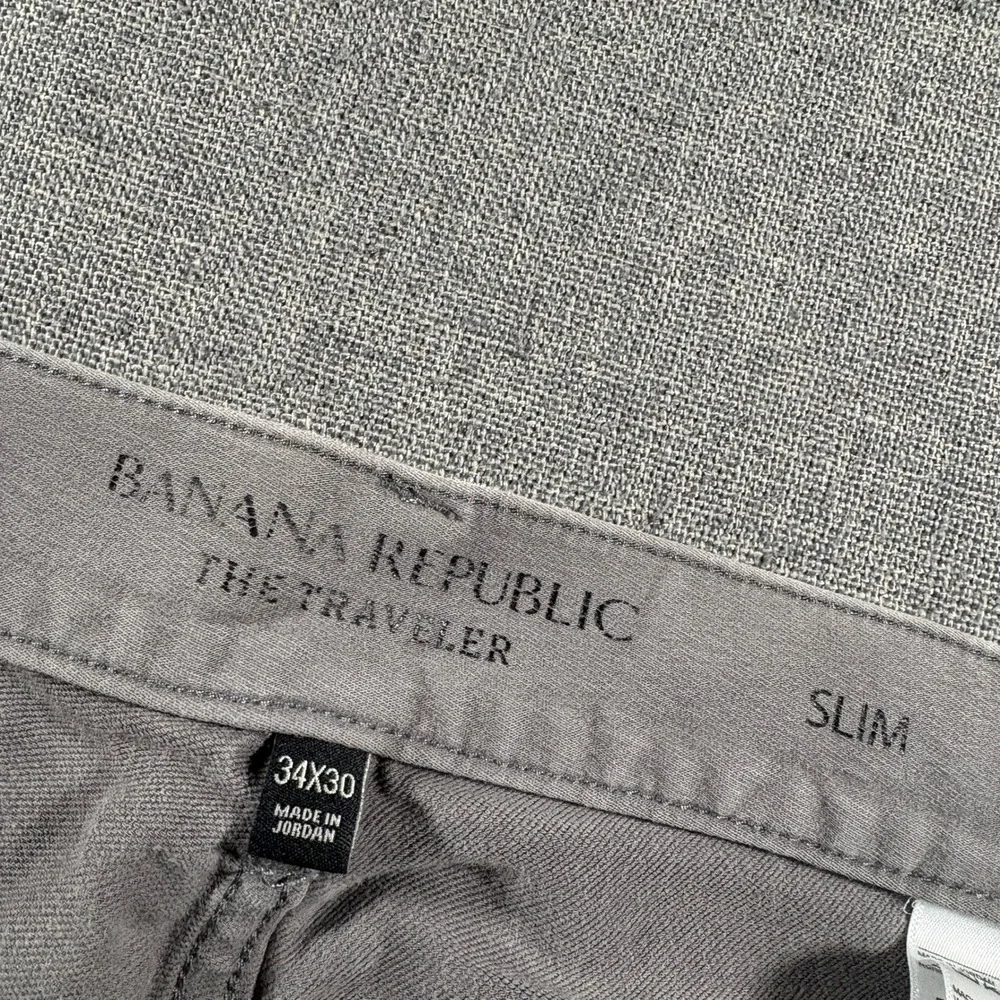Banana Republic Traveler Slim Pants Mens 34x30 (Fits 34x28) Gray 5-Pocket Chinos